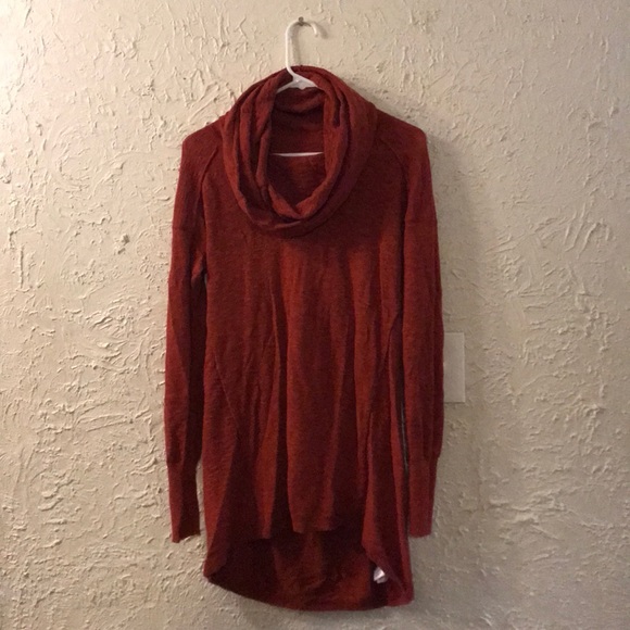 Burnt orange cowel neck sweater - Picture 1 of 3